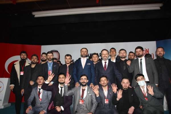 AK Parti Hakkari Gençlik Kolları Başkanı Beyter yeniden seçildi 