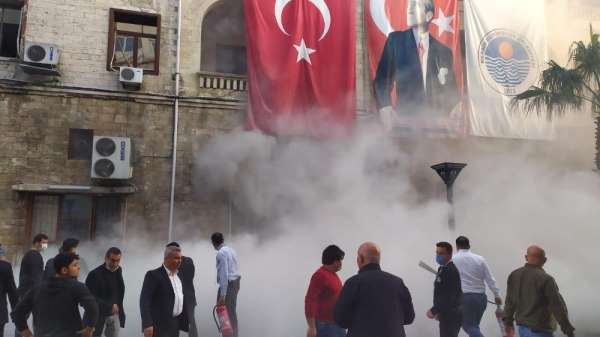 Mersin Büyükşehir Belediyesinde patlama 