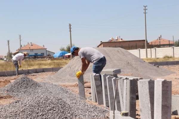 Aksaray Belediyesi Hürriyet Mahallesine yeni oyun parkı yapıyor 