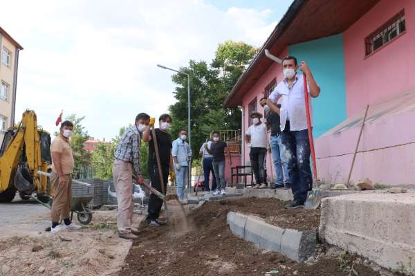 Belediye işçisi değil hepsi öğretmen 