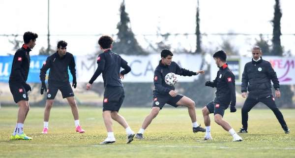 Konyaspor, Galatasaray maçı hazırlıklarına başladı