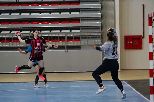 Türkiye Kadınlar Hentbol Süper Ligi: Kastamonu Belediyespor: 40 - Aksaray Beledi