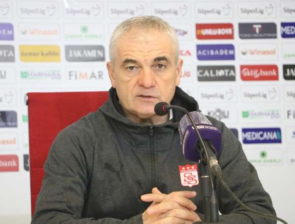 Rıza Çalımbay: 'Rakibimiz bizi oynatmadı'
