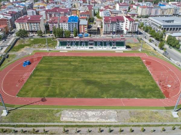 Kars 36 Spor taraftarları Vali Öksüz'den destek istedi 