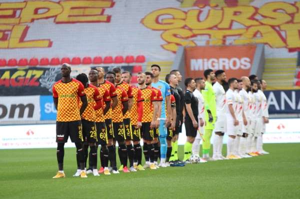Süper Lig: Göztepe: 1 - Yeni Malatyaspor: 1 (İlk Yarı)