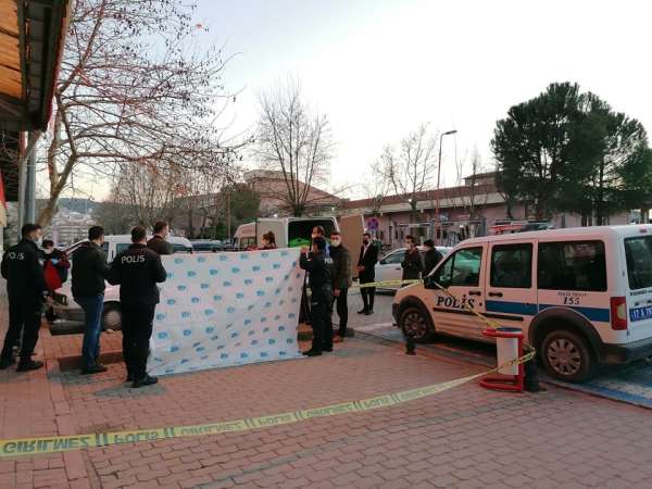 AK Parti Çan Belediye Meclis Üyesi aracında ölü bulundu 