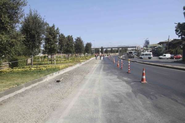 Spor Caddesi'nde yenileme ve genişletme çalışmaları başladı 