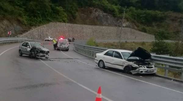 Bartın-Amasra karayolunda kaza: 7 yaralı 