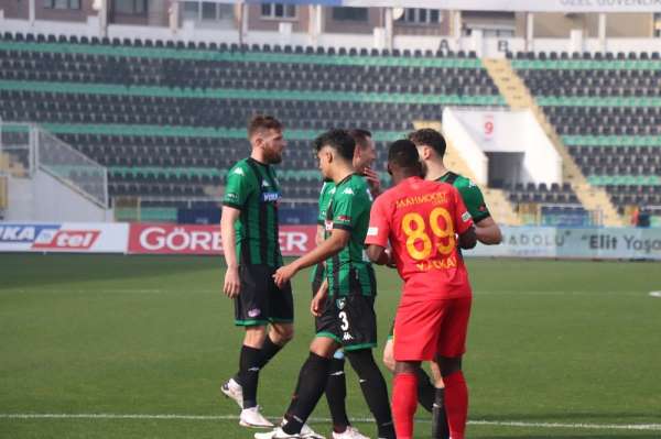 Süper Lig: Denizlispor: 0 - HK Kayserispor: 1 (Maç devam ediyor) 