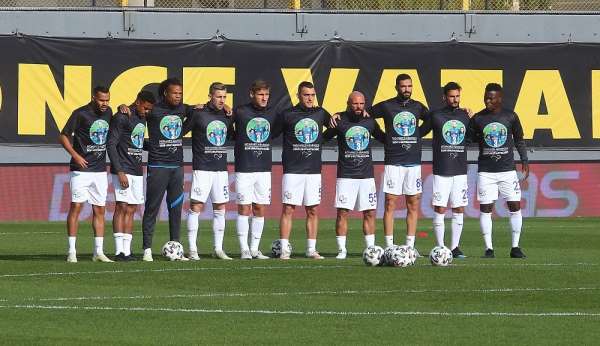 Rizesporlu futbolcular, Abarhoun'u unutmadı