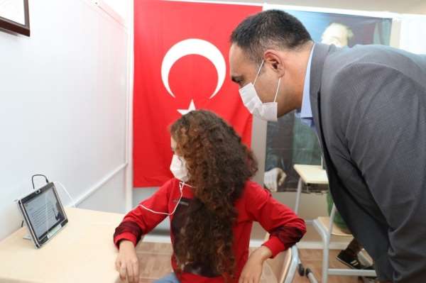 Toroslar Belediyesinden pandemi döneminde vatandaşla sosyal destek 
