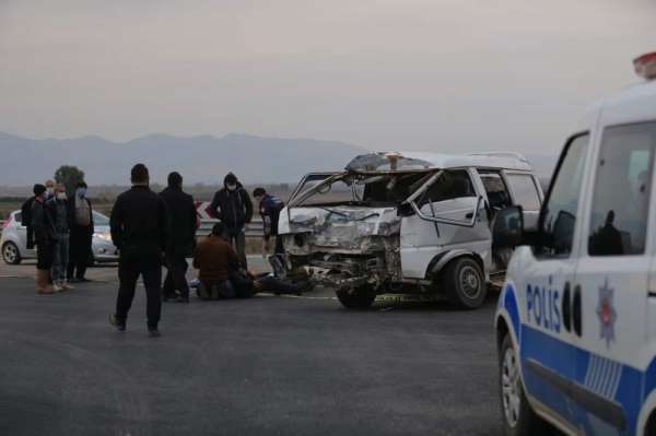 Hatay'da trafik kazası: 2 yaralı 
