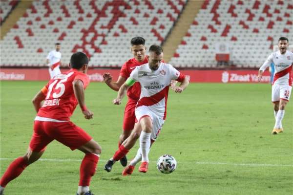 Antalyaspor'da 7 isim DG Sivasspor karşısında yok! 