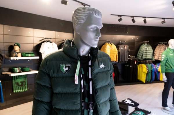 Denizlispor Store mağazası yeniden hizmete açıldı 