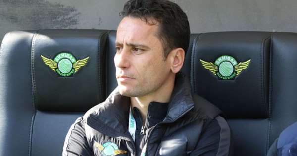 Akhisarspor'da Cem Kavçak istifa etti 