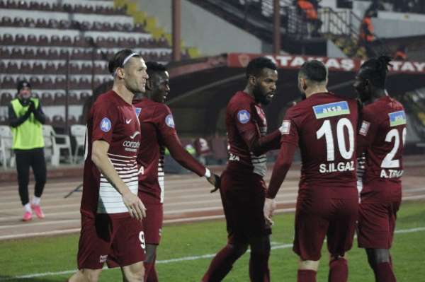 Süper Lig: A. Hatayspor: 2 - Beşiktaş: 2 (İlk yarı)