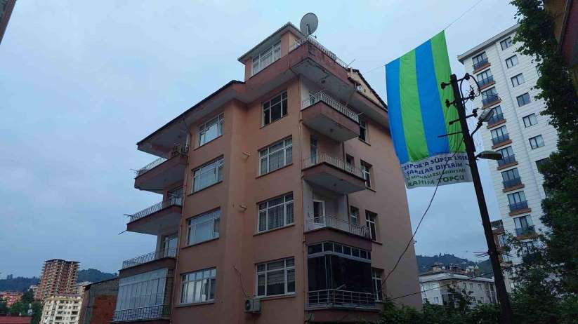 5. kattan cam silerken düşerek ağır yaralanan CHP Rize eski Kadın Kolları Başkanı Ardal hayatını kaybetti