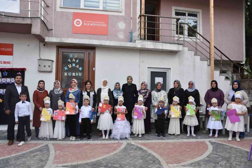 Kastamonu'da Kur'an kursları mezunlarını verdi