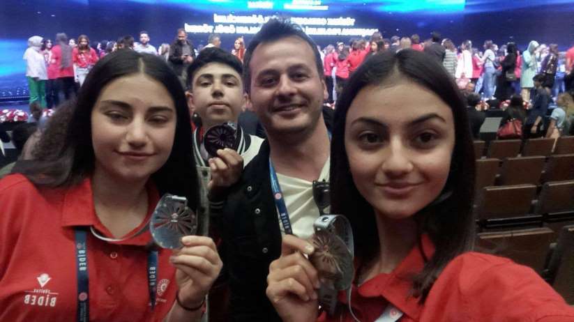 Proje yarışmasında Gökçedere Çok Programlı Anadolu Lisesi Türkiye ikincisi oldu