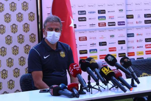 Hamza Hamzaoğlu: 'Malatyaspor'u daha iyi ve hak ettiği yerlere taşımaya gayret e