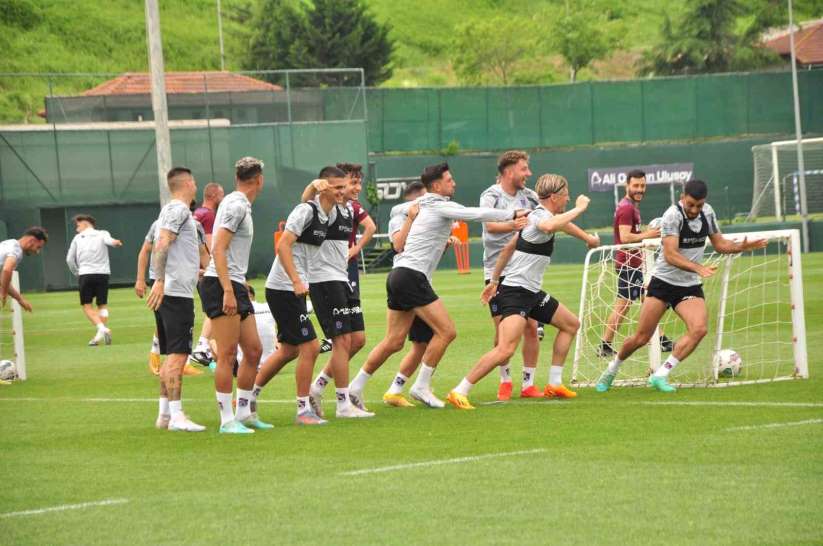 Trabzonspor, Corendon Alanyaspor maçının hazırlıklarını sürdürdü