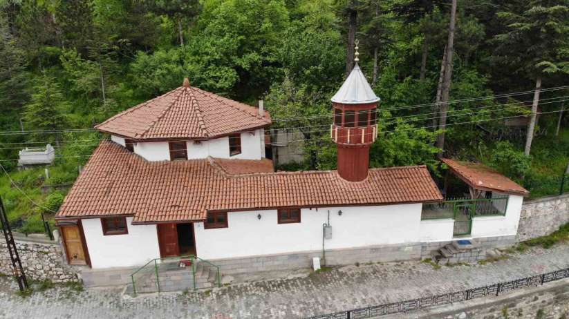 Tokat'tın ilk camisi olduğu iddia ediliyor, rivayetleri saymakla bitmiyor