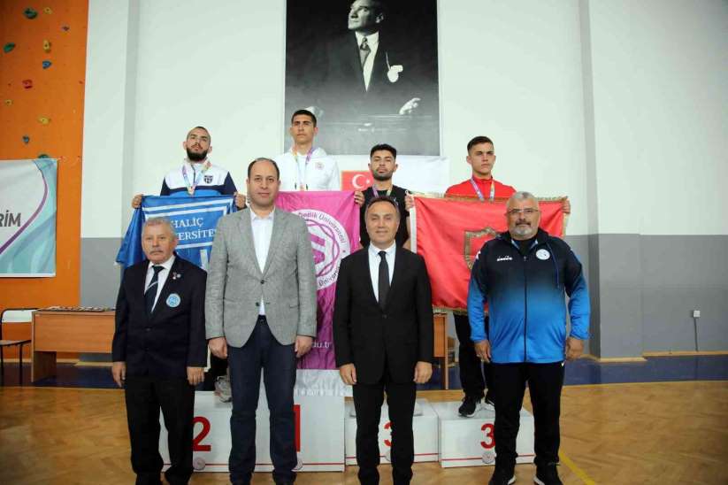 Tokat'ta 'Türkiye Kick Boks Şampiyonası'nın açılışı gerçekleştirildi
