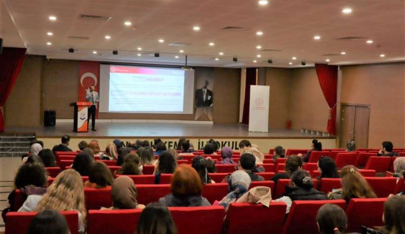 "Diyalekt" ile İngilizce Düzce'de her yerde