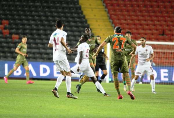 Süper Lig: Hatayspor: 0 - Başakşehir: 0 Maç devam ediyor - Gaziantep haber