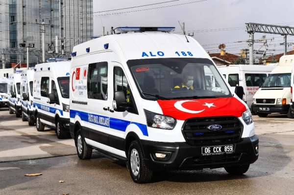 Büyükşehir Belediyesi ambulans ve diyaliz araç filosunu genişletti 
