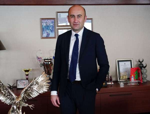 Hüseyin Yücel'den Beşiktaş'a önemli katkı