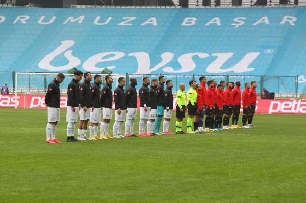 Süper Lig: Konyaspor: 0 - Göztepe: 2 (İlk yarı) 