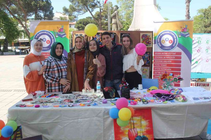 Ünye'de özel öğrenciler hünerlerini sergiledi