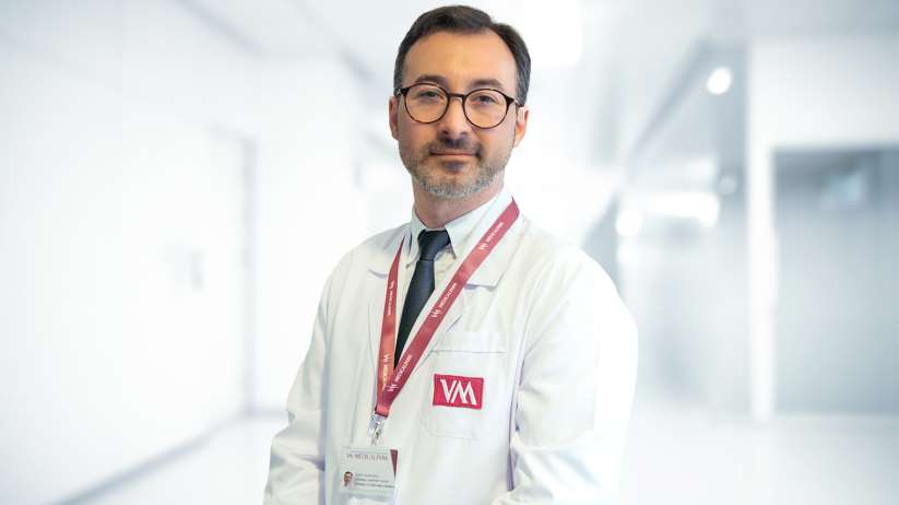 Suda doğumun, doğum eyleminin belirli bir aşamasından itibaren annenin, özel hazırlanmış ve hijyen standartlarına uygun sıcak su havuzuna alınarak do