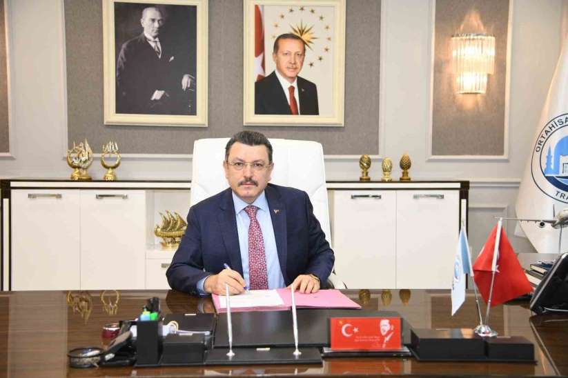 Başkan Genç'ten turizmcilere etiket çağrısı