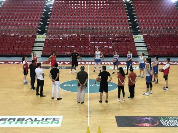 Kayseri Basketbol takımı antrenmanlarına başladı 