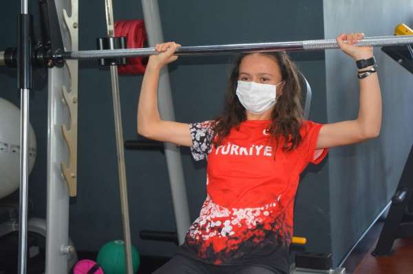 (Özel haber) Milli sporcu Rumeysa Coşkun, gözünü Avrupa'ya dikti 
