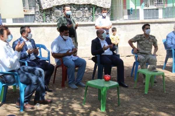 Kaymakam Çiftçi'den trafik kazasından hayatını kaybedenlerin ailesine ziyaret 