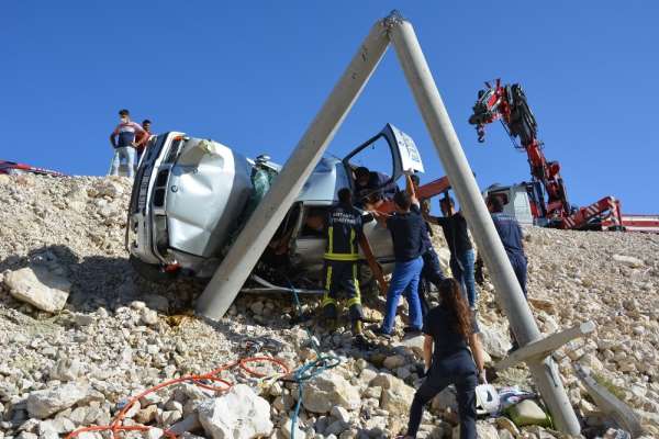 Antalya'da feci kaza: 1 ölü, 2 yaralı 