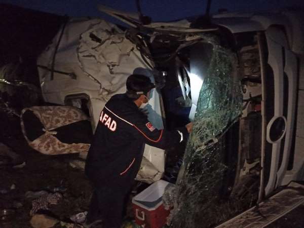 Ardahan'da iki ayrı kaza: 3 yaralı 