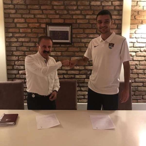 Bursaspor'dan ayrıldı Vanspor'a gitti 
