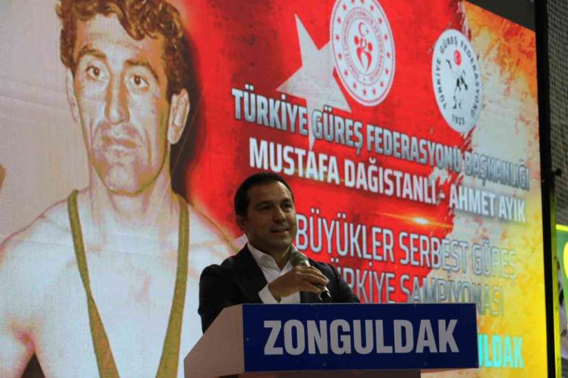 Türkiye Büyükler Güreş Şampiyonası Zonguldak'ta başladı