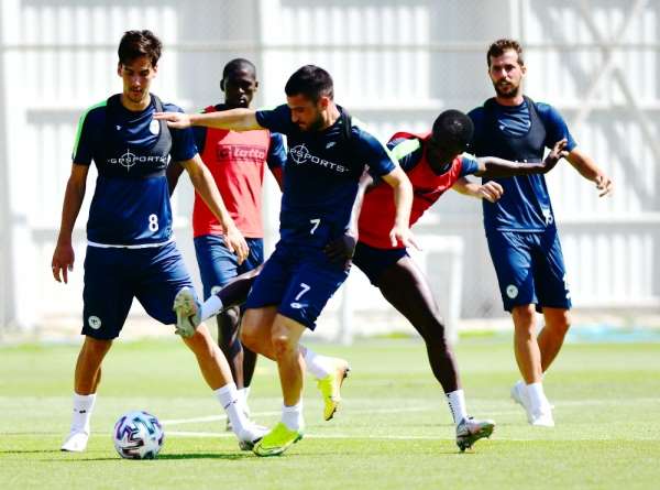 Konyaspor güç depoluyor 