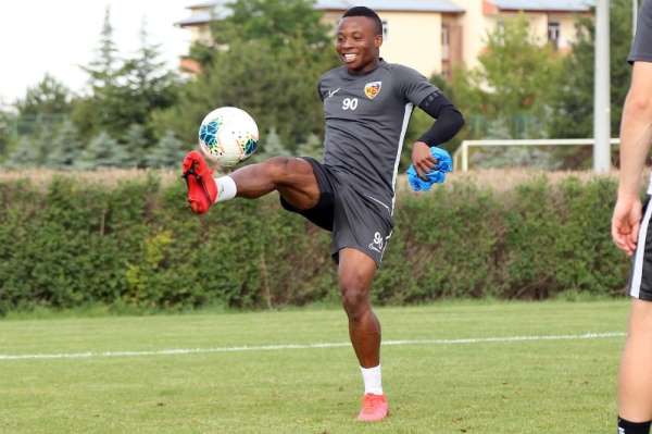 Kayserispor Anthony'i kiralık gönderdi 