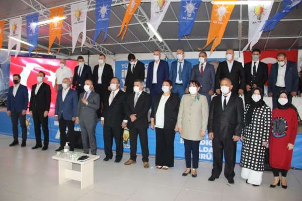 Çan AK Parti Kongresi'nde Ömer Şahin güven tazeledi 