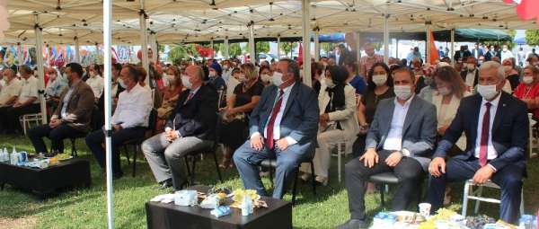 AK Parti Alaşehir'de Başkan Demirel güven tazeledi 