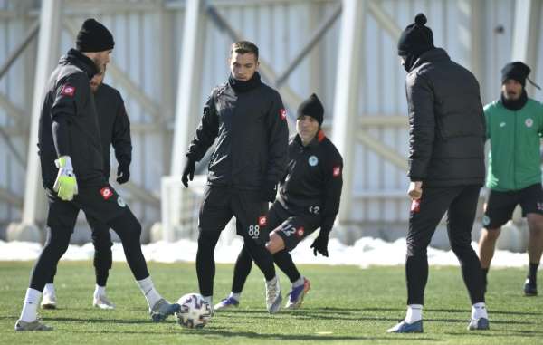 Konyaspor'da Antalyaspor maçı hazırlıkları başladı 