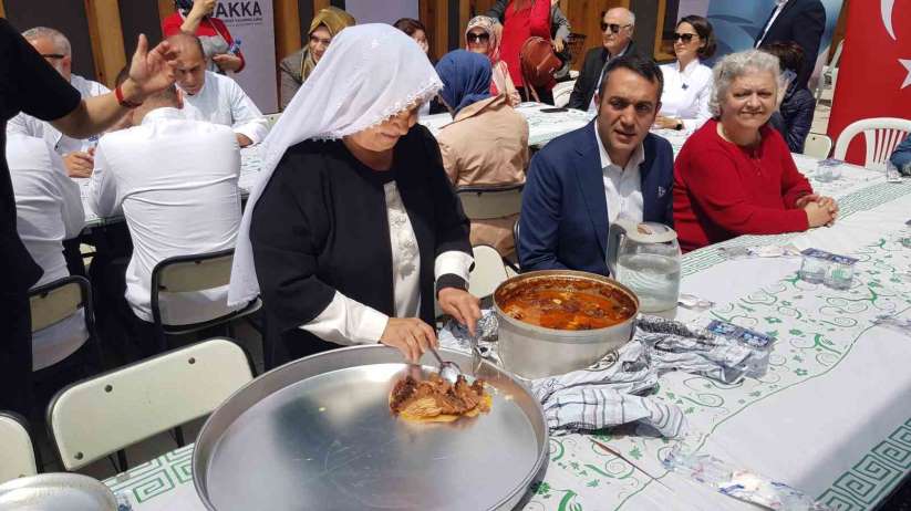 Yöresel lezzetlerden 'Yazıköy Keşkeği' fırından çıkartılıp tanıtıldı