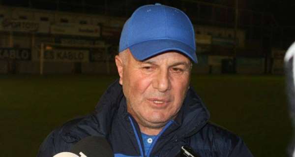 Tekelioğlu, Isparta 32 Spor'un başına getirildi 