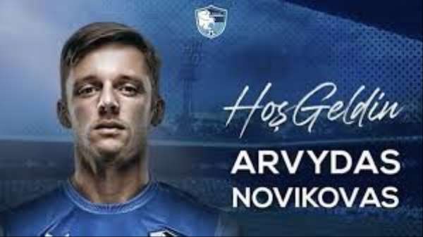 BB Erzurumspor, Arvydas Novikovas'ı renklerine bağladı 
